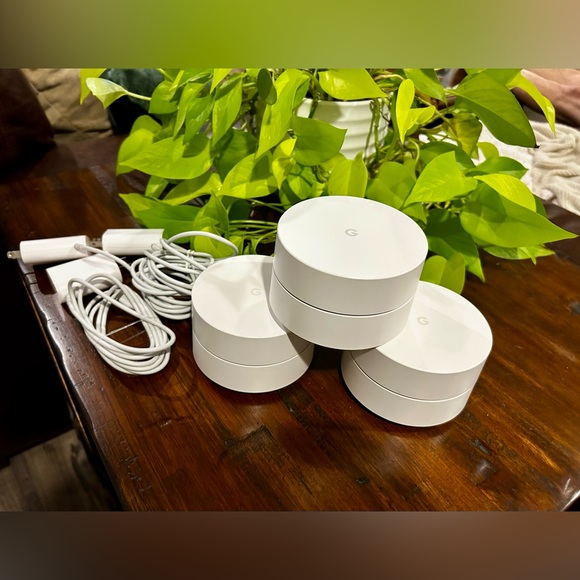 🛜 Google WiFi system 3-Pack Router Replacement Whole Home Coverage (NLS-1304-25) - Picture 3 of 10